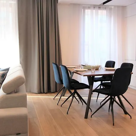 Lägenhet Lubicz Luxury Kraków